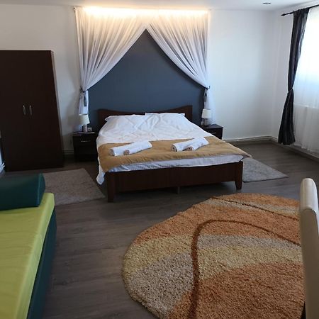 Hotel Casa Mary Mar Tîrgu Ocna Zewnętrze zdjęcie